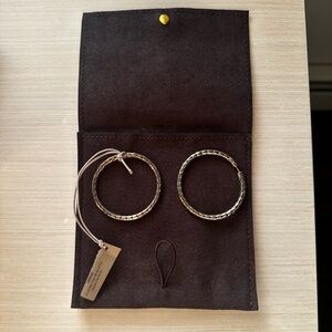 NWT John Hardy Essentials Sterling Silver Medium Hoop Earrings With Full Closure